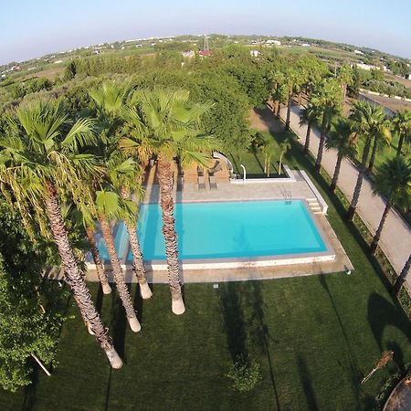 Parco Degli Aranci Bed & Breakfast Cutrofiano Exterior photo
